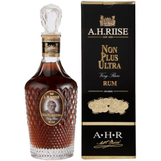 Rum A.H. Riise Non Plus Ultra